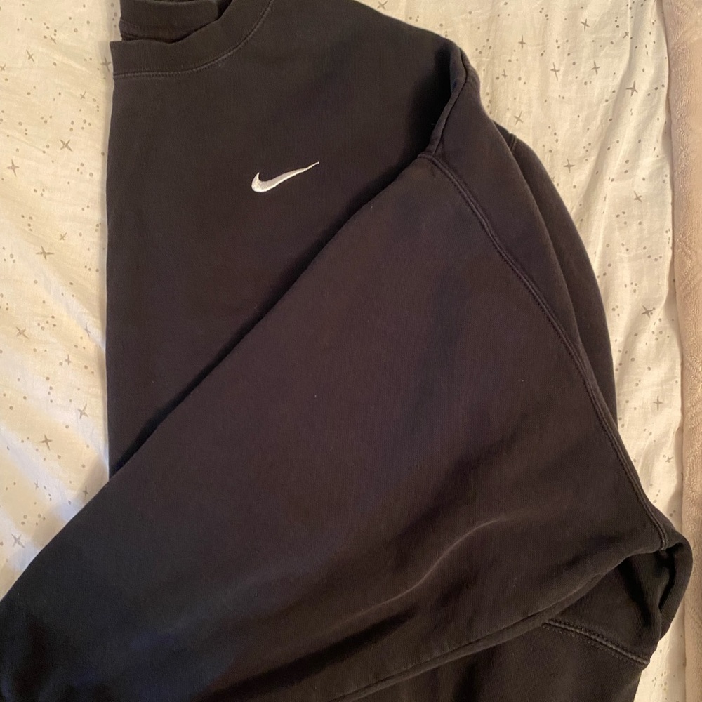 Black Nike sweatshirt